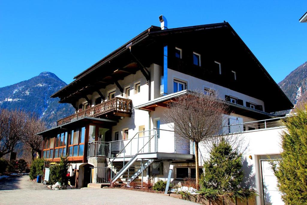 Gasthof Residence Brugghof & Erlhof Sand in Taufers Exteriör bild